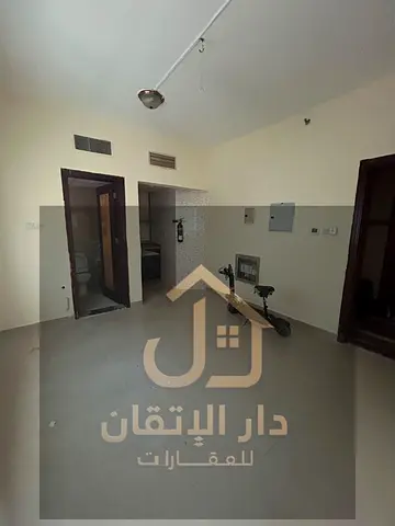 فرصة ذهبية للإيجار | استديو منطقه المجرة موقع حيوي وقريب من جميع الخدمات