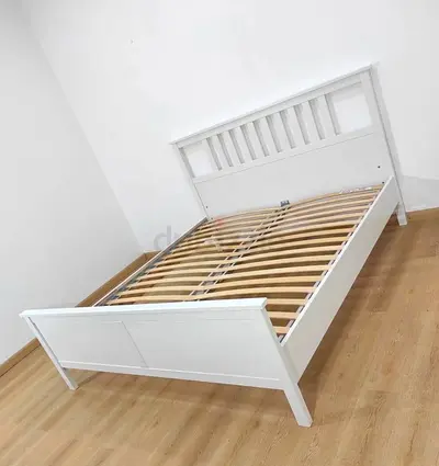 Ikea hemnes with mattress queen size