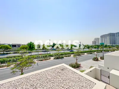 SINGLE ROW | OPEN SPACE FRONT & BACK | EXCLUSIVE