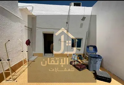 🏡 للإيجار | بيت عربي – القادسية، الشارقة