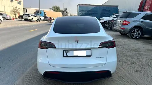 Tesla Model Y LongRange 2024 GCC Specs