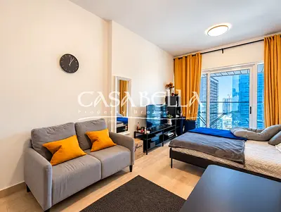 Bright & Furnished Studio | Park View