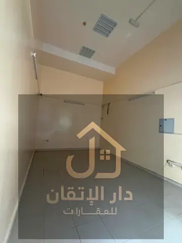 محل تجاري للايجار فرصه متتفوتش مساحه ممتازه اقل سعر