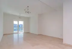 Spacious 3BR Apartment plus Extra Room | 3 Balconies