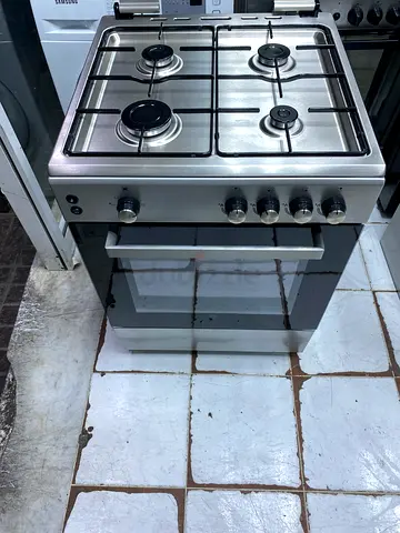 Hoover 60x 60cm 4 burner gass cooker brand new FREE DELIVERY + WARRENTY