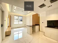 Modern Renovated Apartment | Spacious & Bright