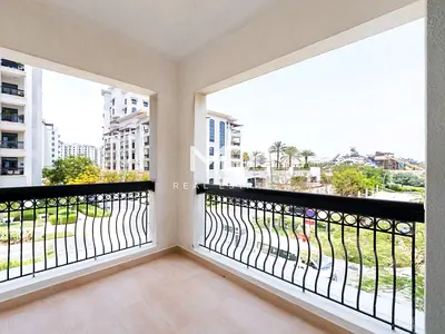 Vacant I Corner 2BR Unit | With Dual Balcony