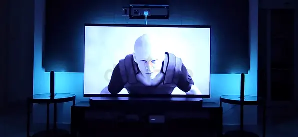 Samsung Smart TV S90C 65-inch.
