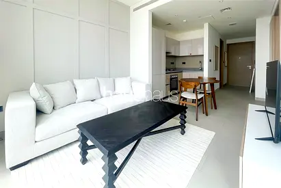 Flexible Cheques | Fully Furnished | Available Now