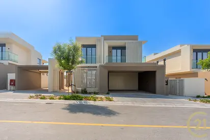 Brand New | Close to Retail | Vacant