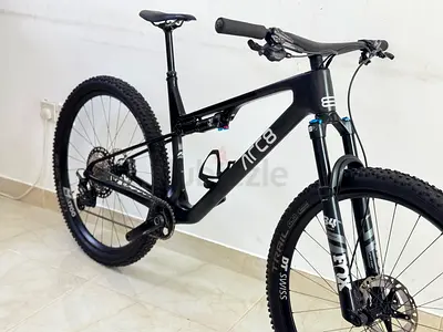 ARC8 evolve fs modern XC bike