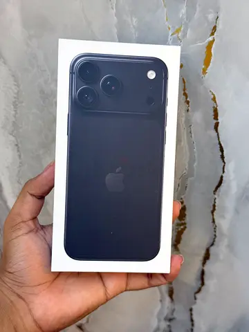 Iphone 18 pro max 1TB HK black