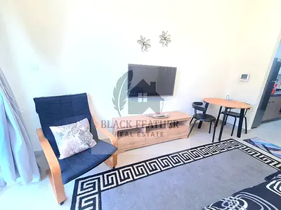 WELL FURNISHED || CHILLER FREE || NEAR TO METRO