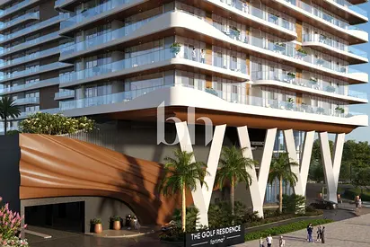 Golf View | Top Floor | Spacious Layout