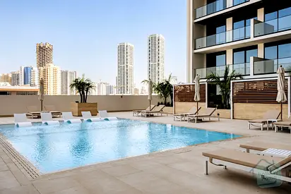 Chic & Cozy 1 BR | Pool & Gym | Special Rate