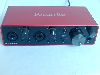 Focusrite Scarlett 2i2, 3rd Gen USB C Audio Interface