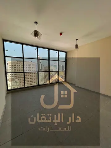شقة غرفة وصالة للإيجار السنوي في القاسمية المحطة. أول ساكن باركين خاص تكييف مركزي بلكونة 4 أو 6 دفعات الإيجار: 35,000 درهم 1 Bedroom Apartment for Ann