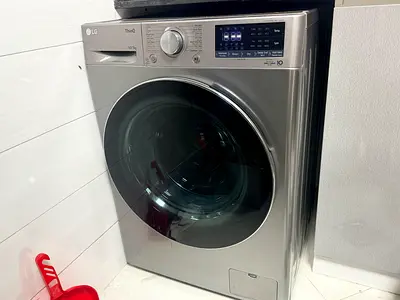 LG Front Load Washer 10/7kg Silver - Good Condition