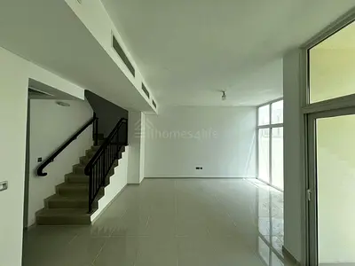 Spacious | 3BR + Maid Villa | Sanctnary