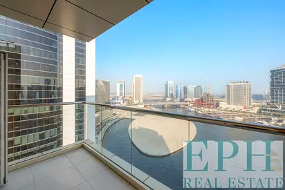 CANAL VIEW | MOVE-IN READY | PRIME LOCATION