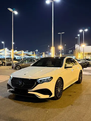 2025 Mercedes-BENZ E-CLASS 照片 4