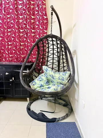 Swinging chair
