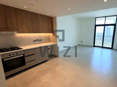 Mid Floor | City View | Unfurnished