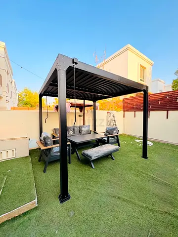 Aluminum 3x3 meter Pergola / Gazebo with Retractable Slatted Roof - Good Condition