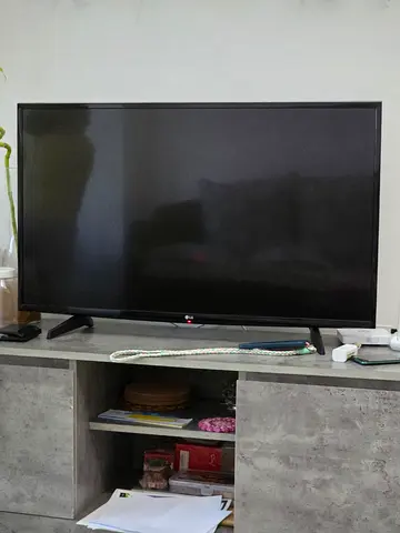 LG 43-inch LED TV - Good working condition