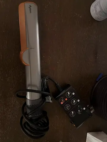 Dyson Airstrait Hair Straightener - Used only 3 times