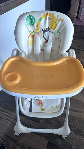 Juniors Highchair (extra tray for free!)