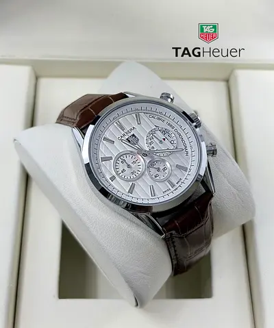 TAG heuer carrera mens quartz chrono watch