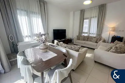 Pool View | Spacious | Available 15th Oct