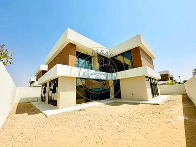 Luxurious 4BR Villa with majlis Garden corner unit
