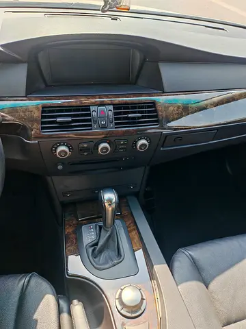 2005 BMW 5-SERIES 照片 13