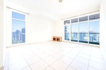 Expansive views across the lake and SZR
