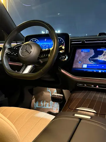 2025 Mercedes-BENZ E-CLASS 照片 8