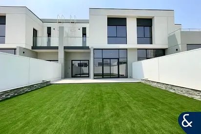 Single Row | Gated Community | Next To Pool