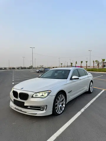 2015 BMW 7-Series 730Li GCC Specs
