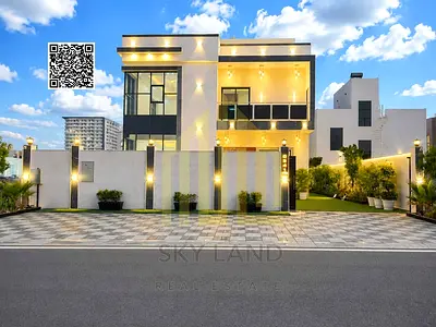 Villa for sale – 3 floors – with swimming pool – includes A/C, electricity, and water.