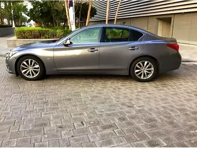 2014 Infiniti Q50 照片 2