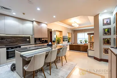 Fully Upgraded | Vacant | High Floor