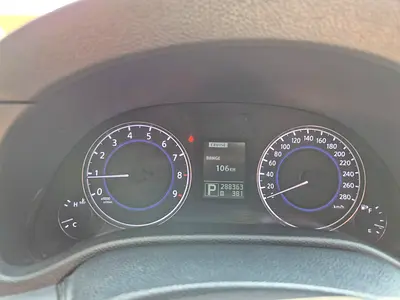 صورة 5 لـ 2011 Infiniti G37