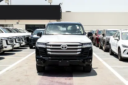 Toyota Land Cruiser GXR L1 Basic 2026 GCC Specs