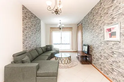 Furnished One Bed Apt Near to Metro