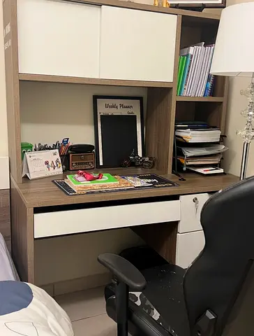 Study/Computer Desk with Free Office Chair – AED 250