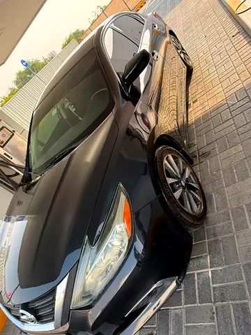 2017 Nissan ALTIMA — фото 2