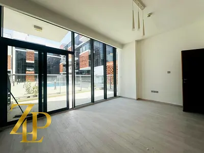 POOL VIEW 1BR | OPEN-PLAN LAYOUT | SPACIOUS