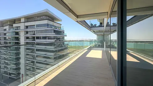High Floor | Partial Sea view | Corner Unit