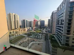 PRIME LOCATION | BRIGHT & ELEGANT | SKYLINE VIEW